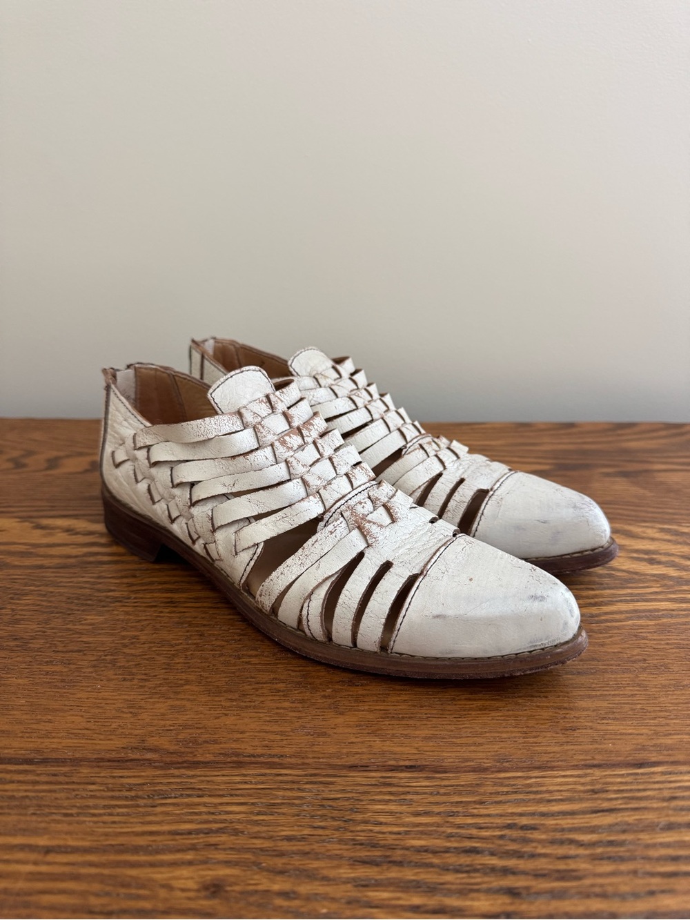 BEDSTU Woven Pointed Toe Cutout Shoes